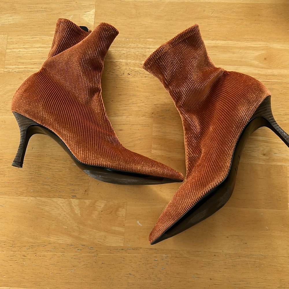 RAG & BONE Brea Corduroy Ankle Boots - Picture 3 of 13